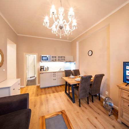 Apart Hotel Zborovska Prague Luaran gambar