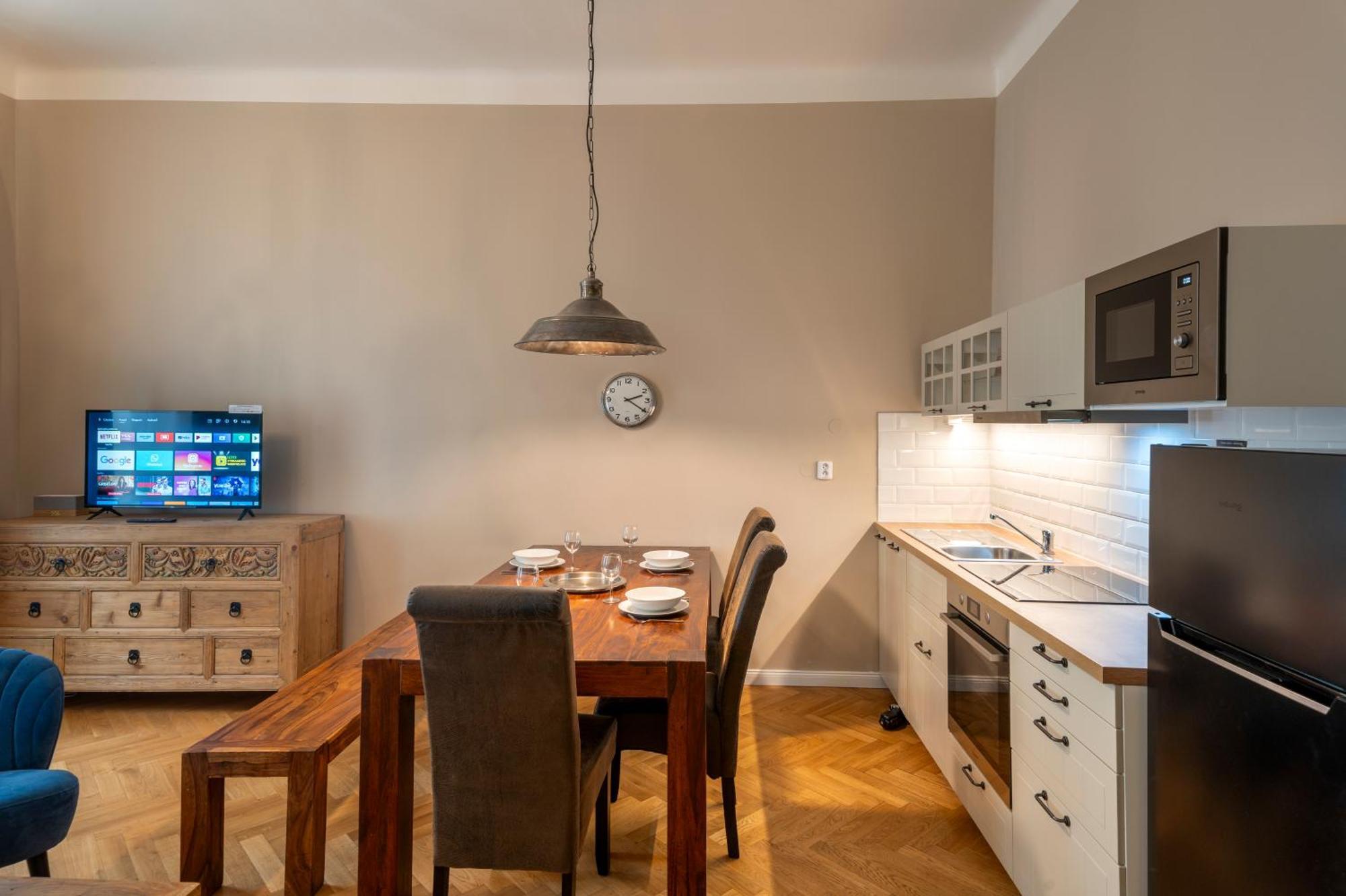 Apart Hotel Zborovska Prague Luaran gambar