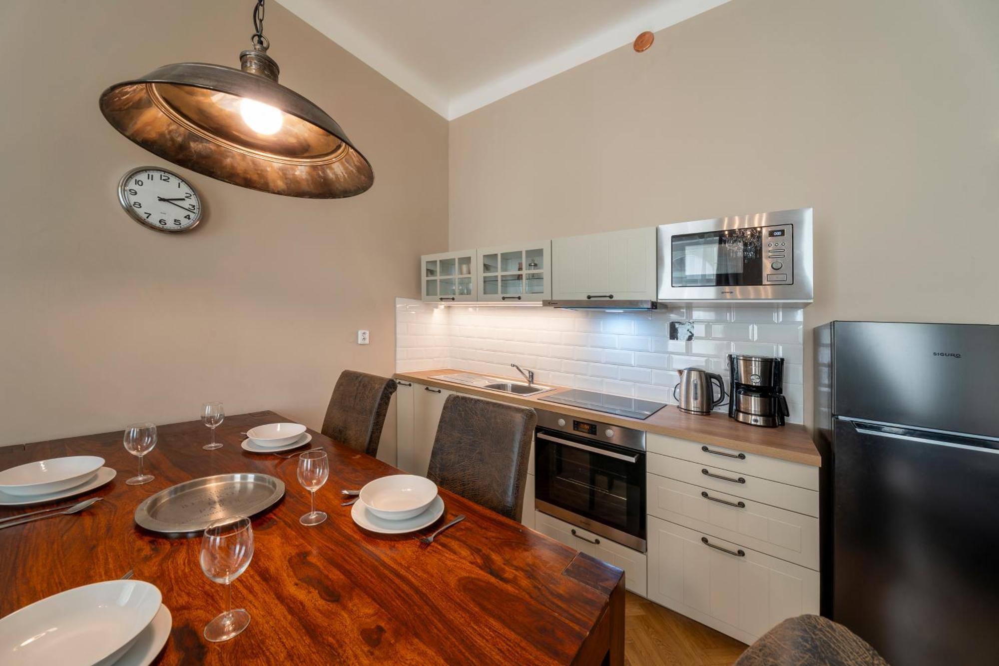Apart Hotel Zborovska Prague Luaran gambar