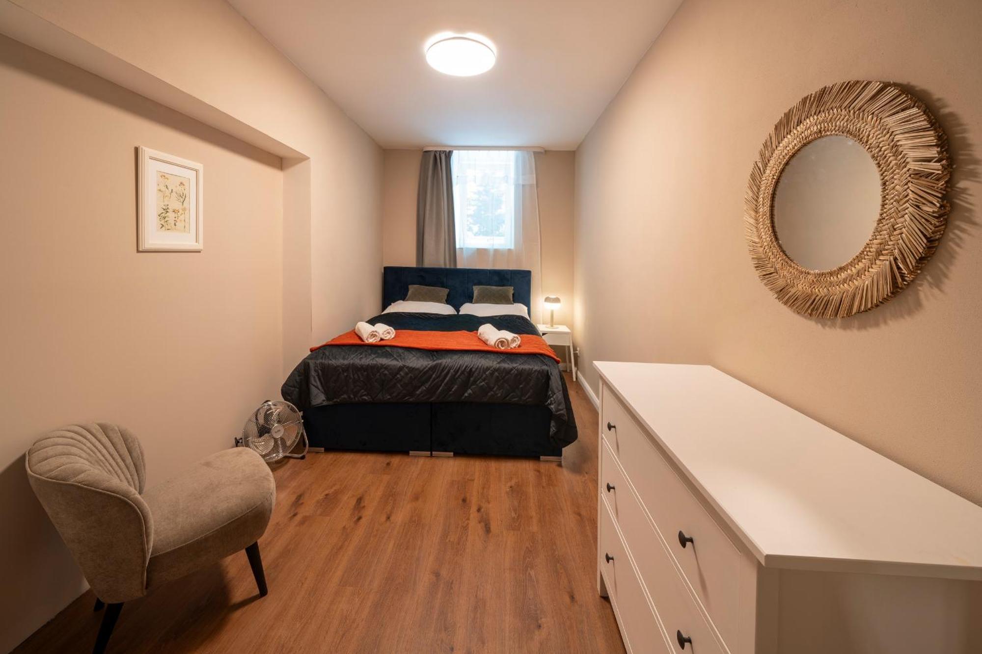 Apart Hotel Zborovska Prague Luaran gambar