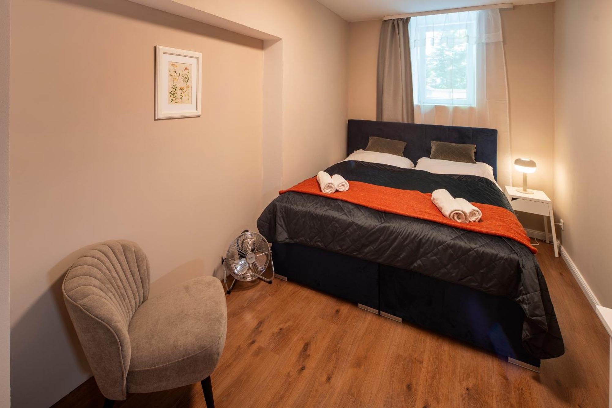 Apart Hotel Zborovska Prague Luaran gambar